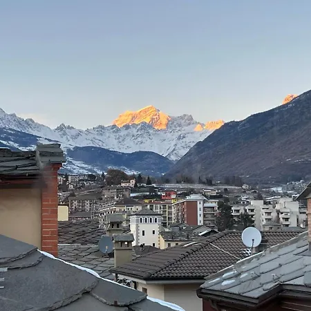 Belabri - Charme&comfort -mansarde E Apartment *