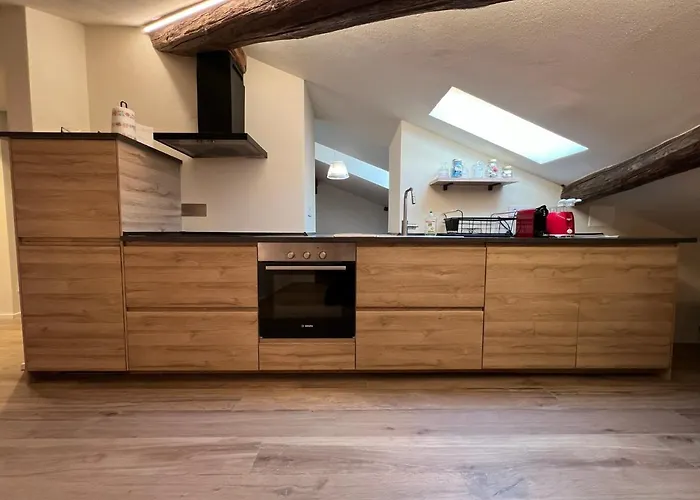 Belabri - Charme&comfort -mansarde E אאוסטה