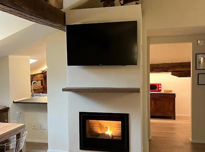 Belabri - Charme&comfort -mansarde E דירה