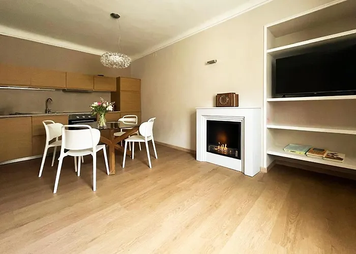 Belabri - Charme&comfort -mansarde E * אאוסטה