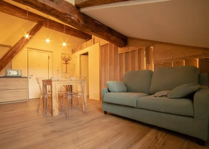 Belabri - Central Charme&Comfort - Appartamenti *