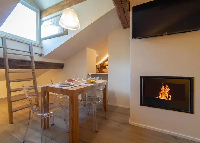 Belabri - Central Charme&Comfort - Appartamenti Aosta